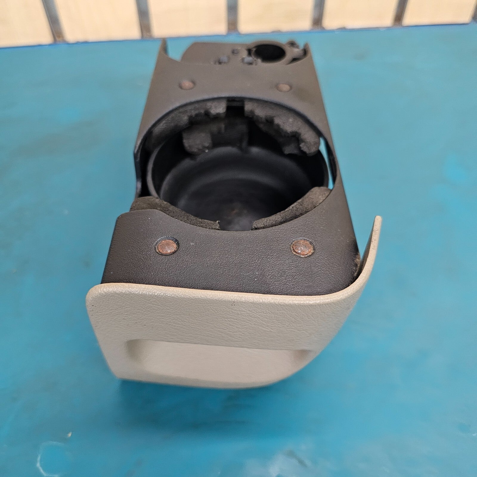 🔥1995-1999 CHEVROLET GMC TRUCK SILVERADO C/K Dash DUAL Cup Holder TAN CH1