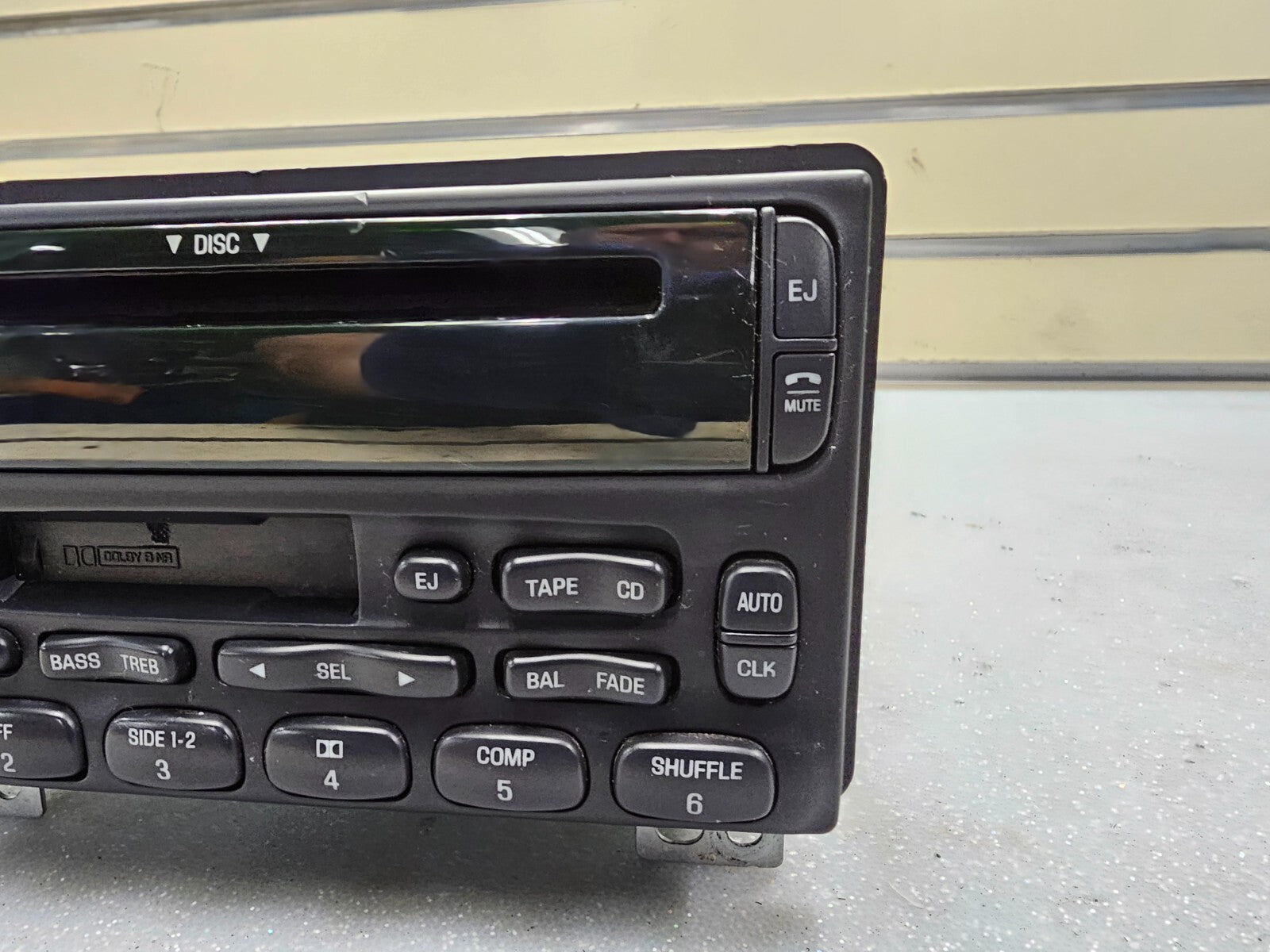 🔥2001 - 2005 Ford Lincoln Mercury OEM AM FM Radio Single CD Player Receiver