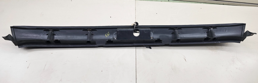 🔥03-20 Chevrolet Express GMC Savana 3rd Third Brake Light Trim Spoiler Black