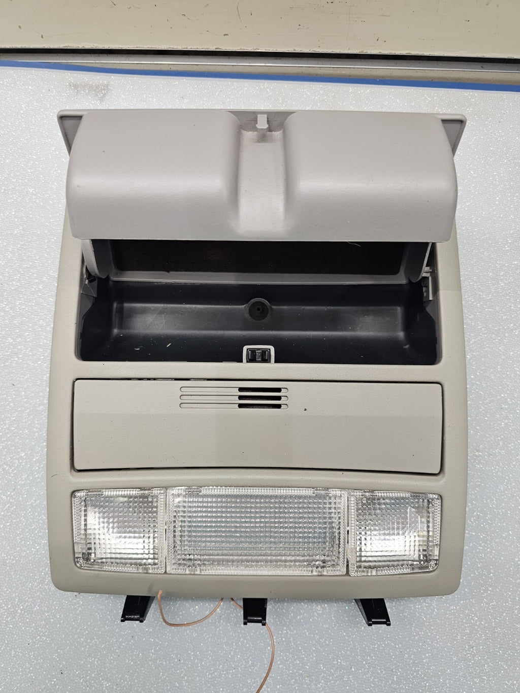 2007-2011 Toyota Camry Overhead Console Dome Map Light Storage Assembly GRAY OEM