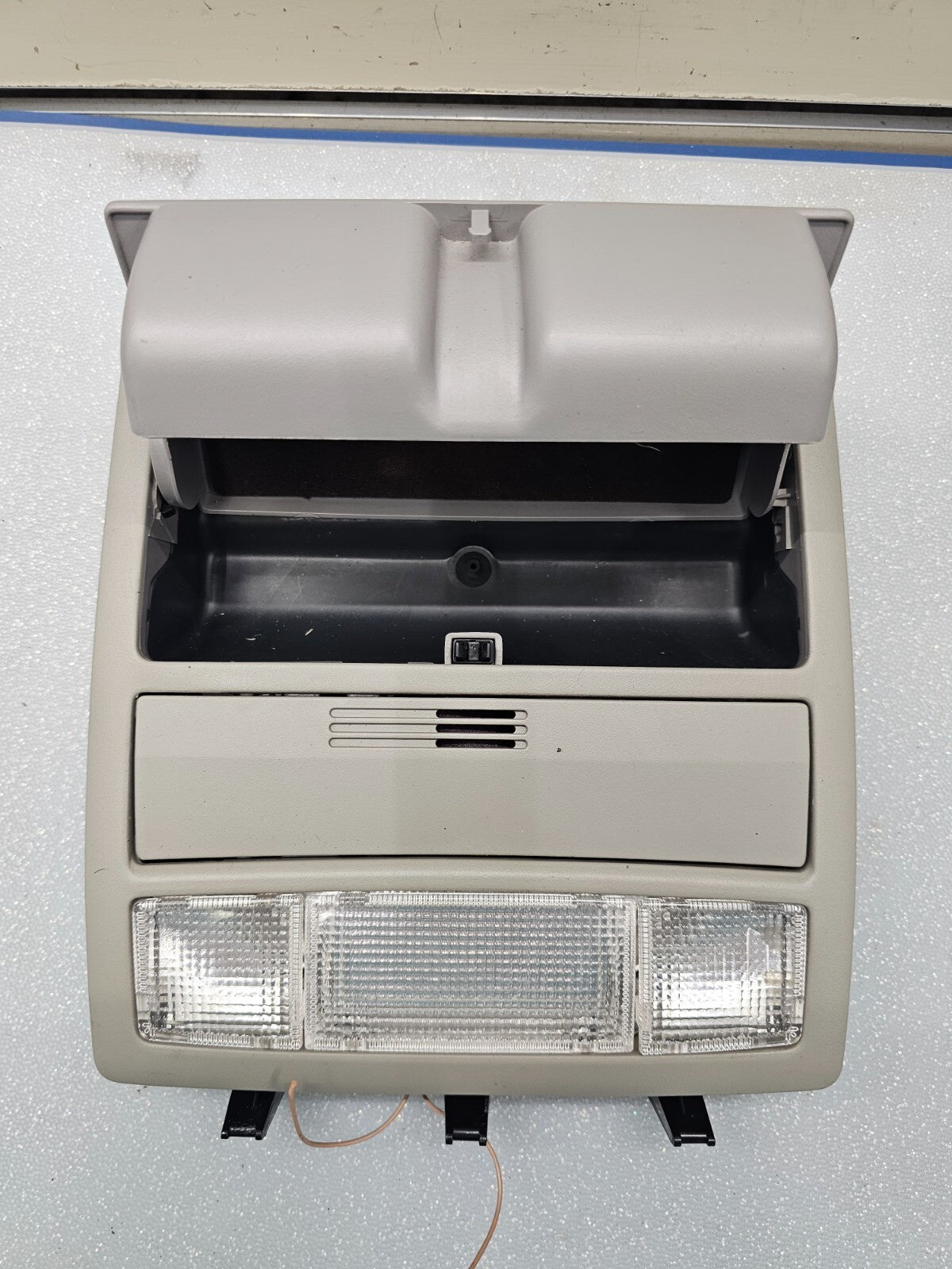 2007-2011 Toyota Camry Overhead Console Dome Map Light Storage Assembly GRAY OEM