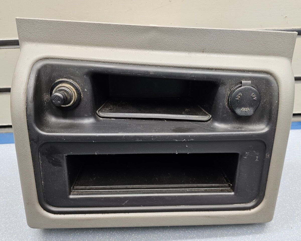 🔥03-06 SILVERADO SIERRA CENTER CONSOLE STORAGE BEZEL ASH TRAY LT TAN/BLACK OEM