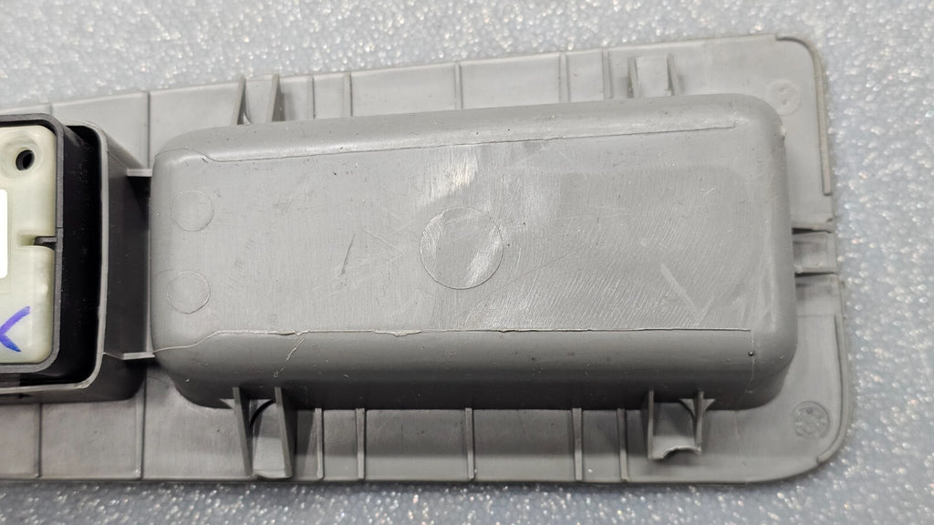 07-11 Charger Dakota Chrysler 200 300 Right Passenger Power Window Switch Gray