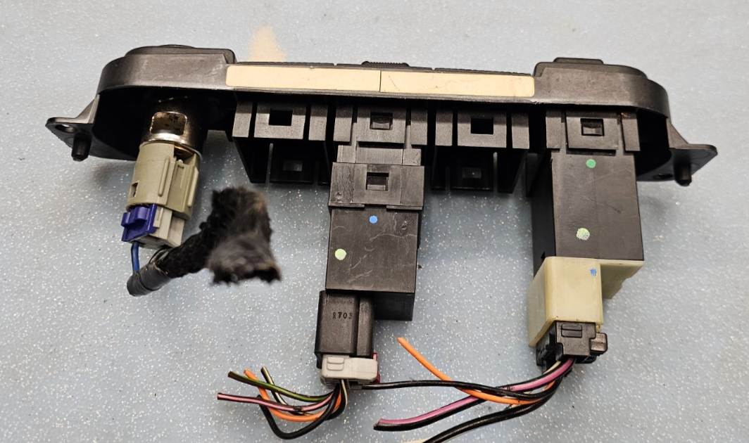 🔥2001-2005 CHRYSLER PT CRUISER REAR DEFROST DEFOG OUTLET SWITCH CONTROL OEM