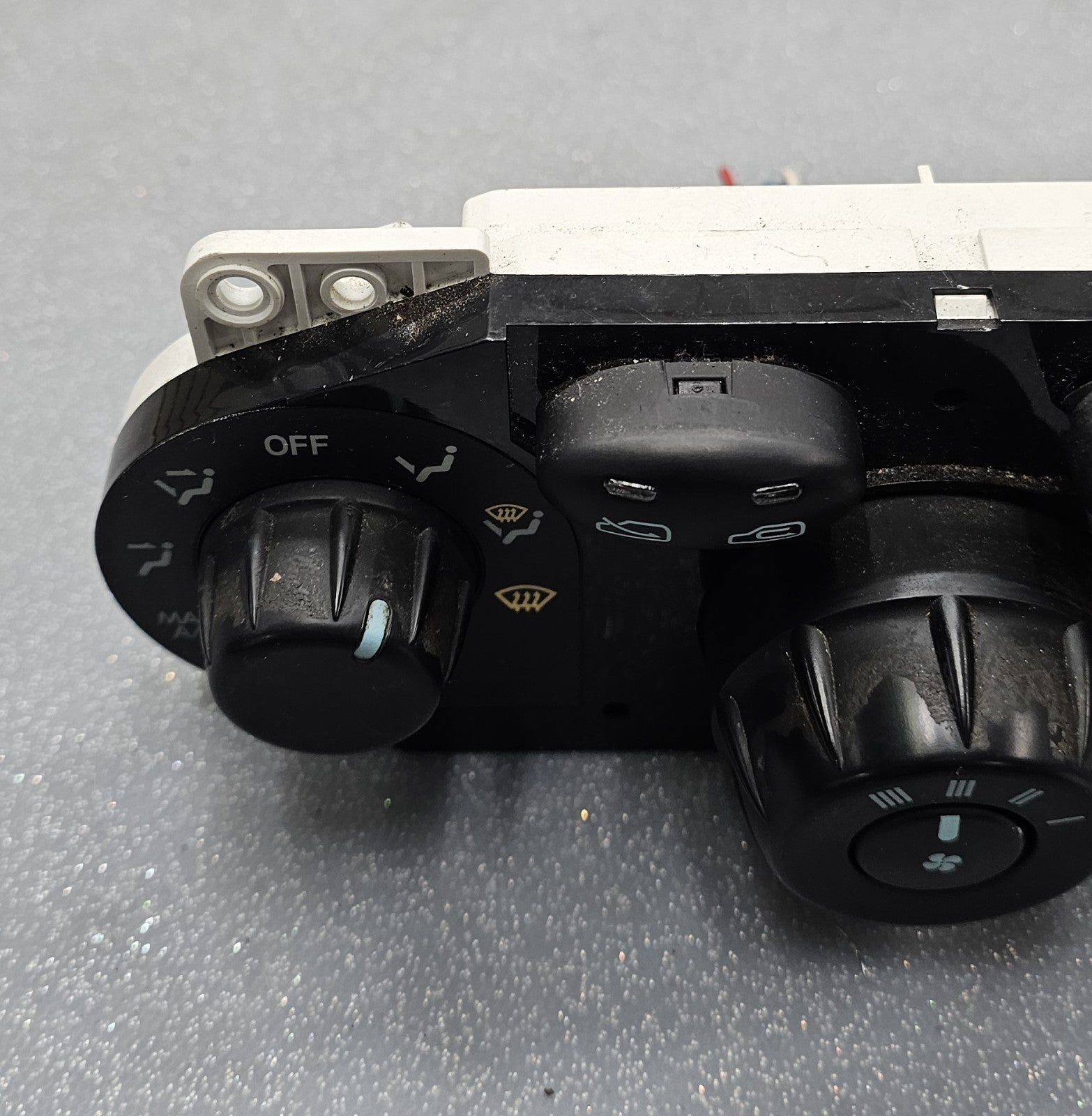 🔥01-06 Hyundai Santa Fe A/C Heater Temperature Climate Control Switch Panel OEM