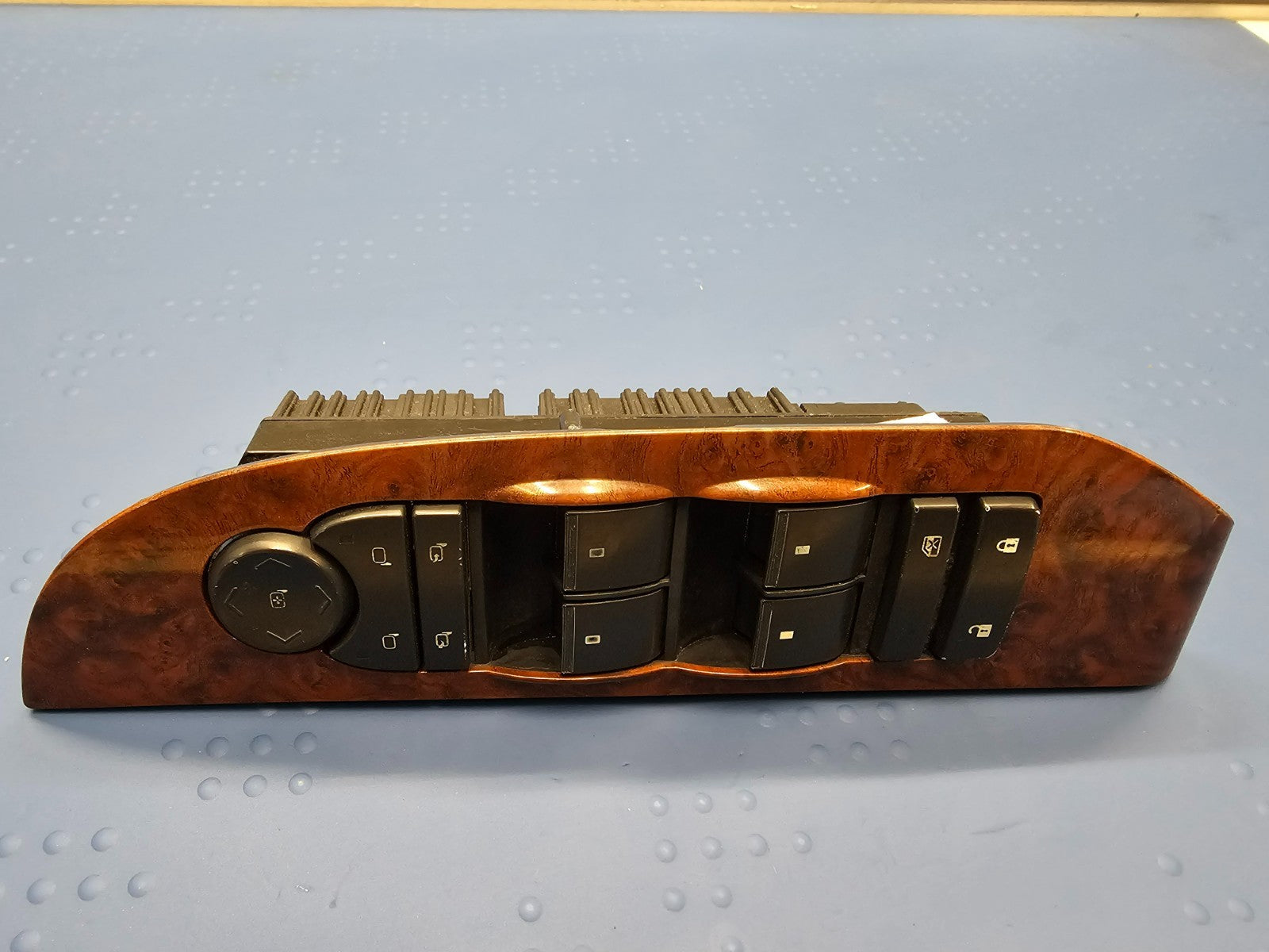 07-14 Tahoe Yukon Suburban Left Driver Door Window Master Switch Wood
