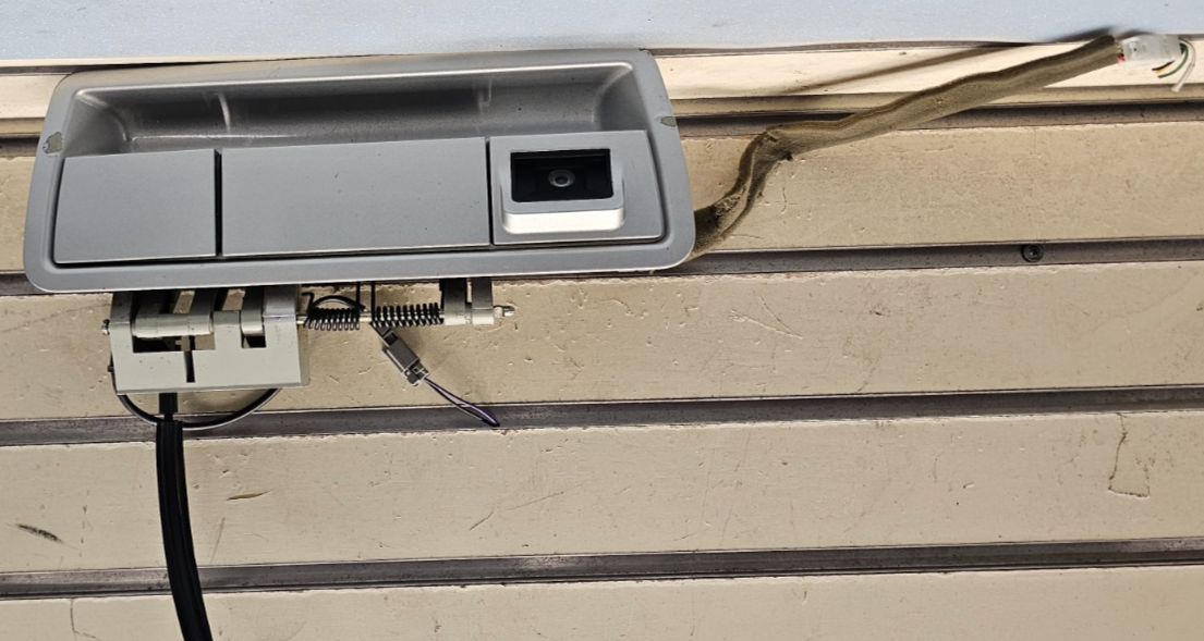 🔥05-14 Nissan Armada Liftgate Trunk Release Handle Reverse Camera Silver OEM