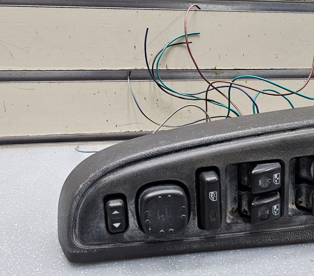 🔥03-06 Silverado ESCALADE 4D LEFT Driver Master Power Window Switch Black WS4
