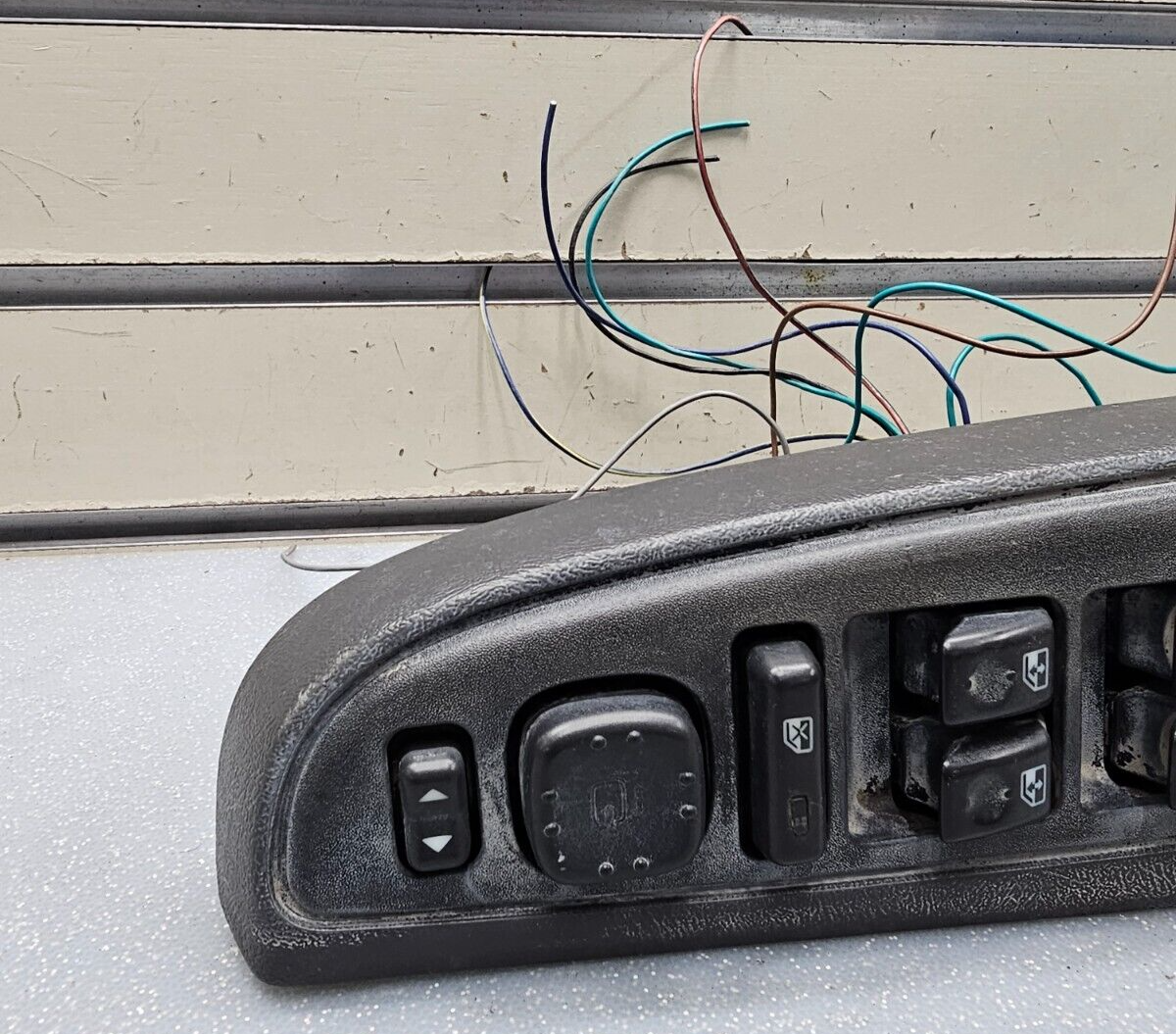🔥03-06 Silverado ESCALADE 4D LEFT Driver Master Power Window Switch Black WS4