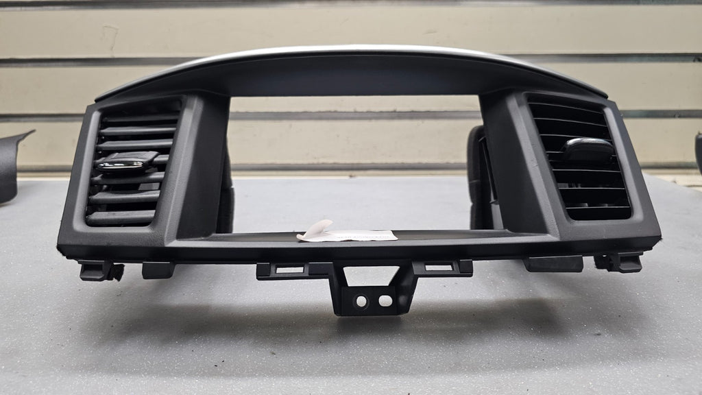 🔥13-20 INFINITI JX35 QX60 DASH AM/FM RADIO Display TRIM BEZEL Panel Black