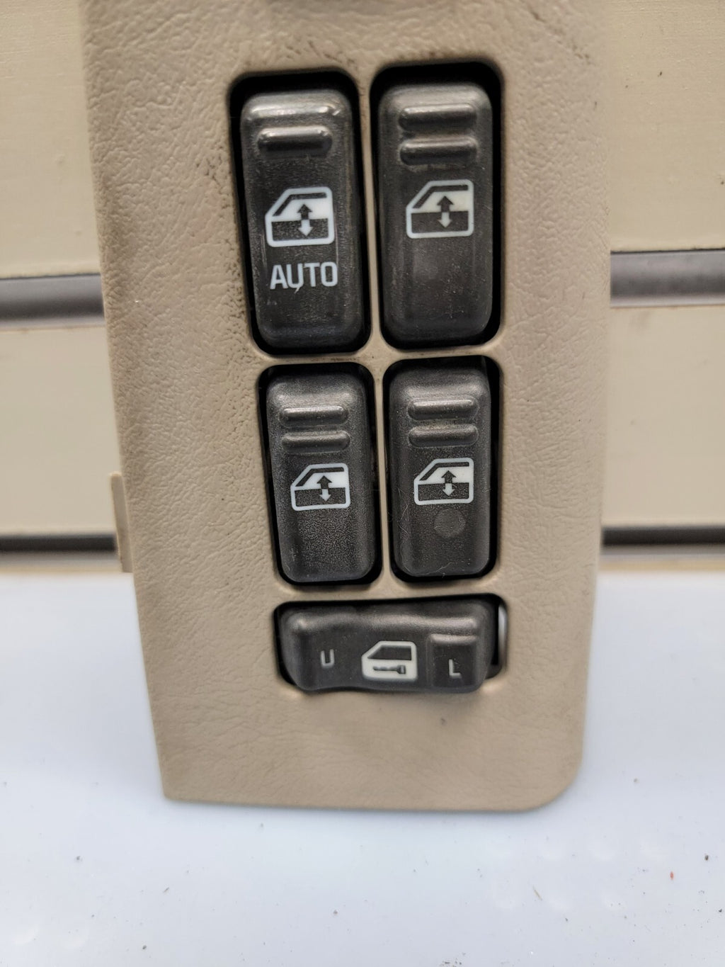 🔥99-02 Chevy Tahoe Suburban GMC Yukon Master Power Window Switch OEM Light TAN