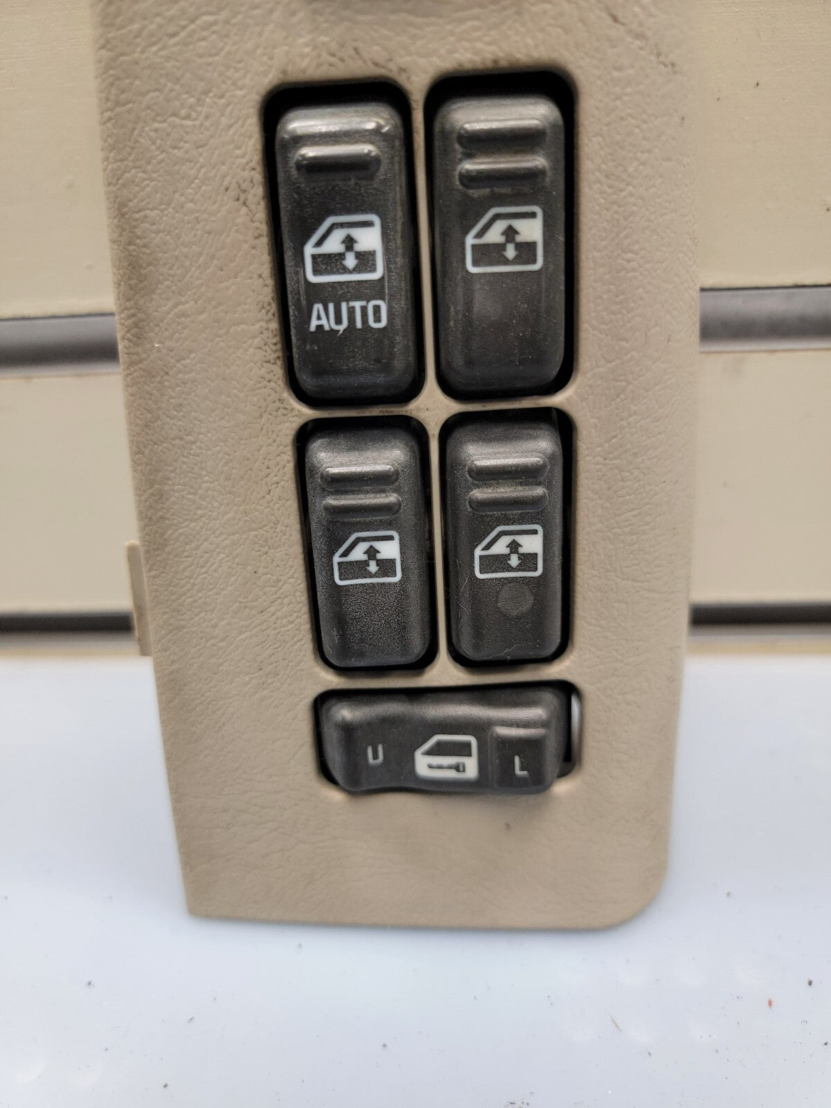 🔥99-02 Chevy Tahoe Suburban GMC Yukon Master Power Window Switch OEM Light TAN