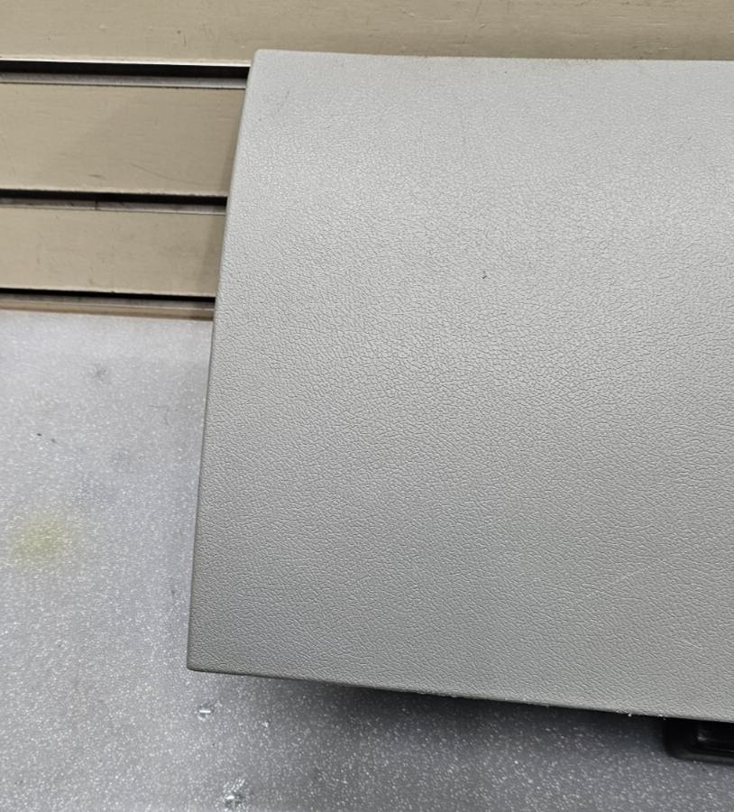 🔥05-14 Challenger Magnum 300 Dash Glove Box Storage Compartment Assembly Gray