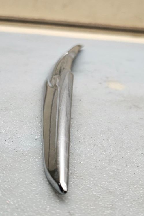 11-14 CHRYSLER 200 REAR TRUNK DECK DOOR EMBLEM BADGE LID NAMEPLATE LOGO MOLDING