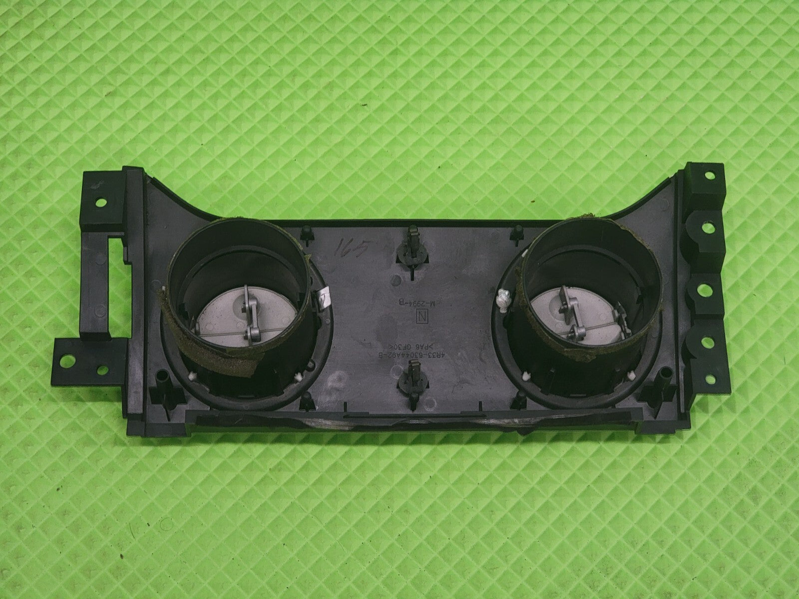 🔥2005-2009 FORD MUSTANG OEM CENTER DASH AIR VENT TRIM BEZEL SILVER OEM