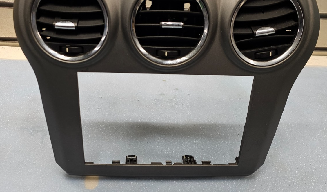 🔥08-10 Saturn Vue Center Dash Radio Stereo Display Bezel Trim Panel DK Gray B31