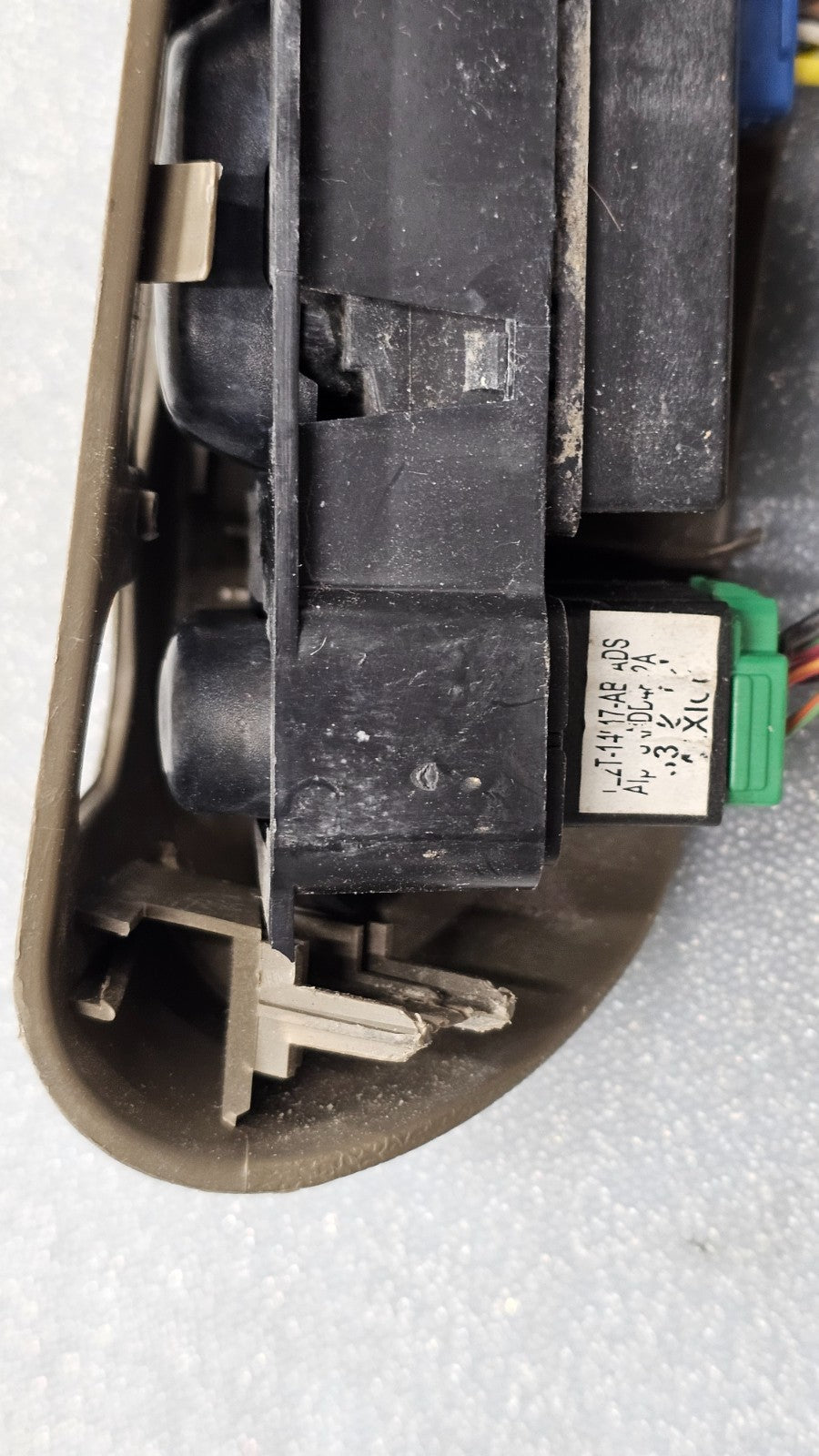 🔥02-05 Explorer Mountaineer Front Left Driver Master Door Window Switch Tan