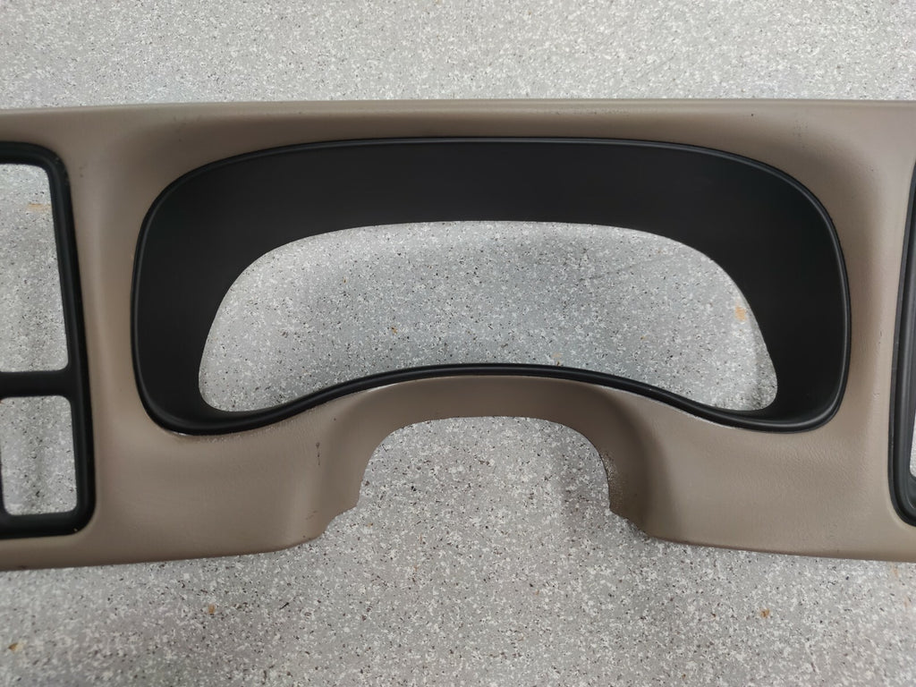 🔥99-02 CHEVY GMC INSTRUMENT Cluster Speedo Dash Trim Panel Radio Bezel Tan C4
