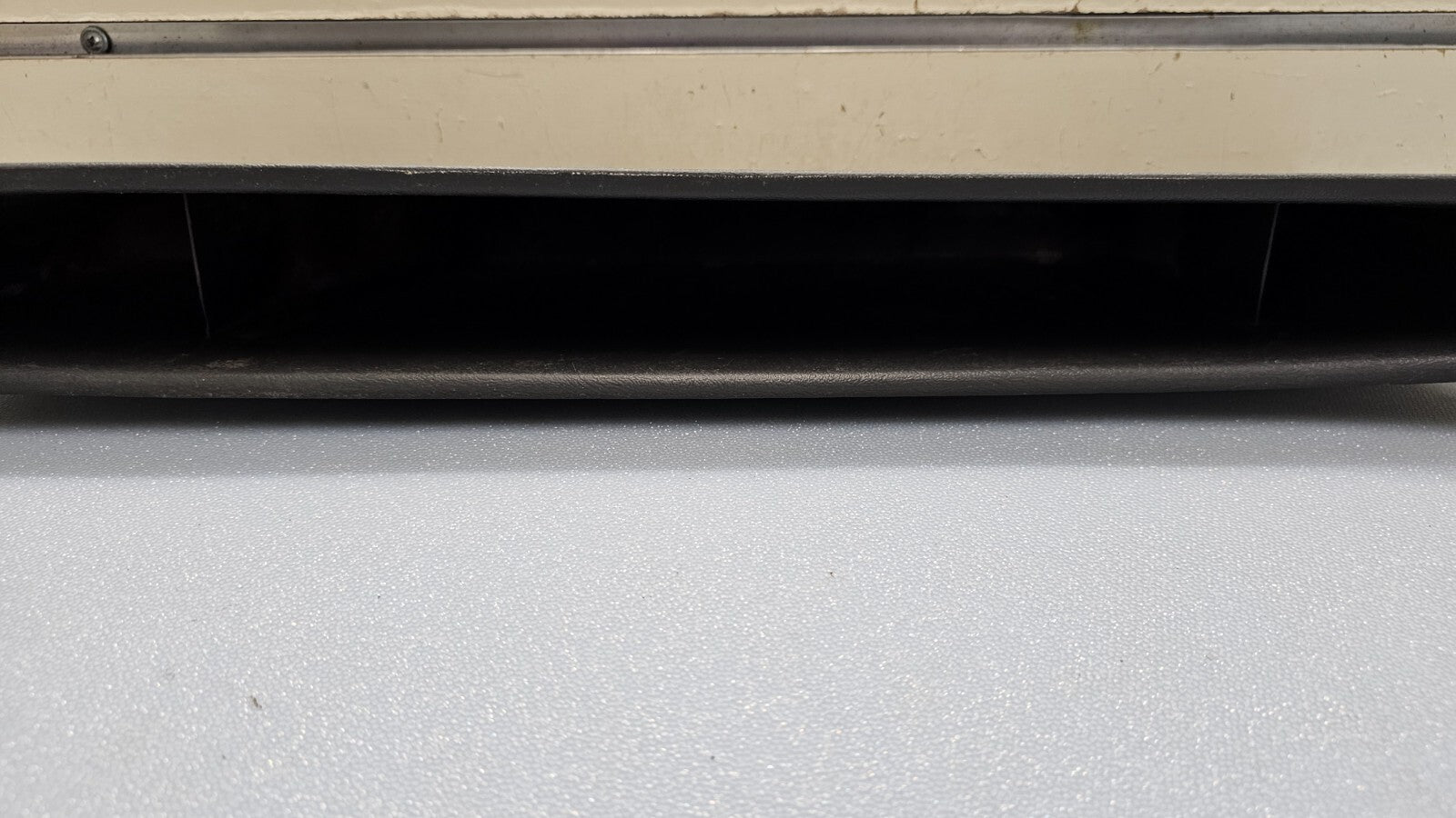 🔥99-02 SILVERADO SIERRA FRONT RIGHT PASSENGER DOOR PANEL STORAGE POCKET DK GRAY