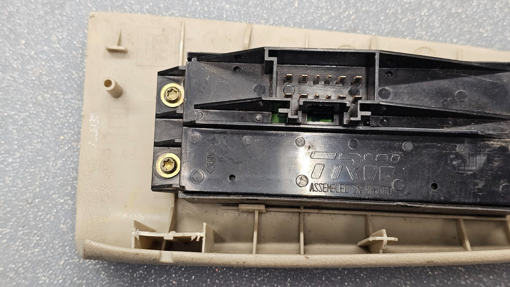 99-02 Silverado SIERRA Power Window Switch Front Passenger Lock TAN WS3