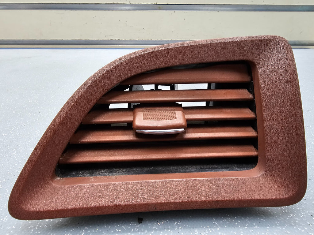 08-12 Chevy MALIBU Dash A/C Heater AIR VENT Front RIGHT Passenger Red OEM VT46