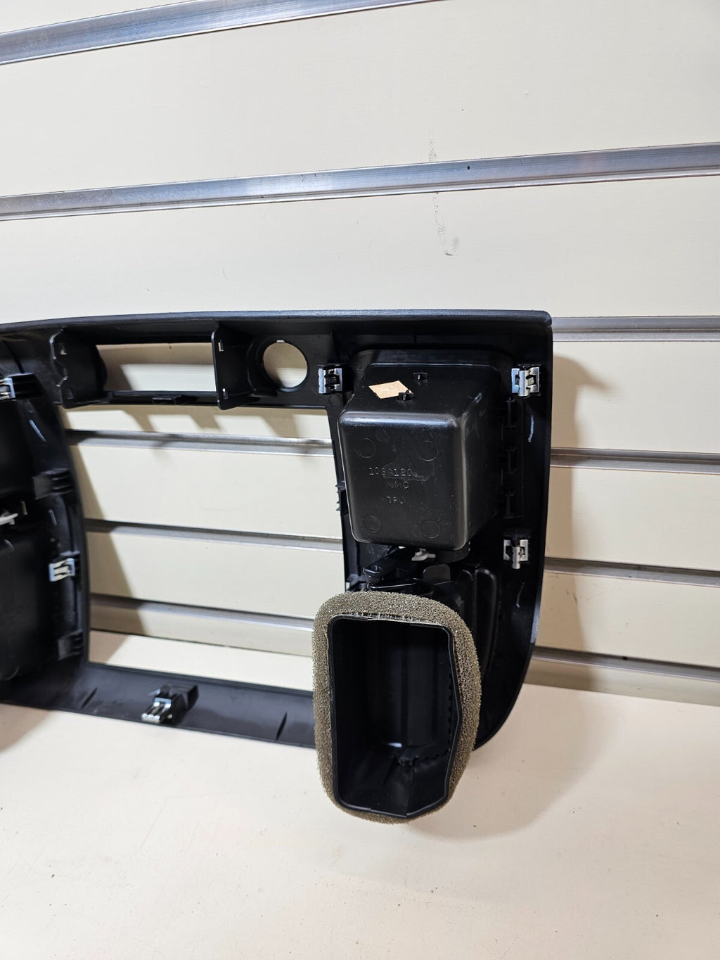 🔥07-14 Silverado SIERRA Center Dash Radio Bezel AC Climate Trim Panel BLACK B6