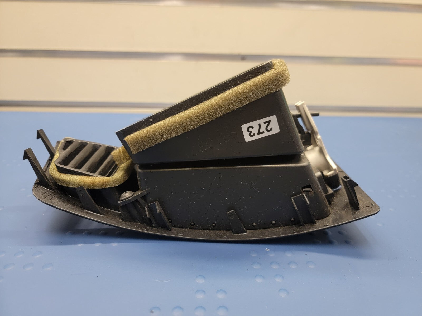 05-06 NISSAN ALTIMA DASH CENTER A/C HEATER AIR VENT DRIVER LH LEFT DRIVER BLACK