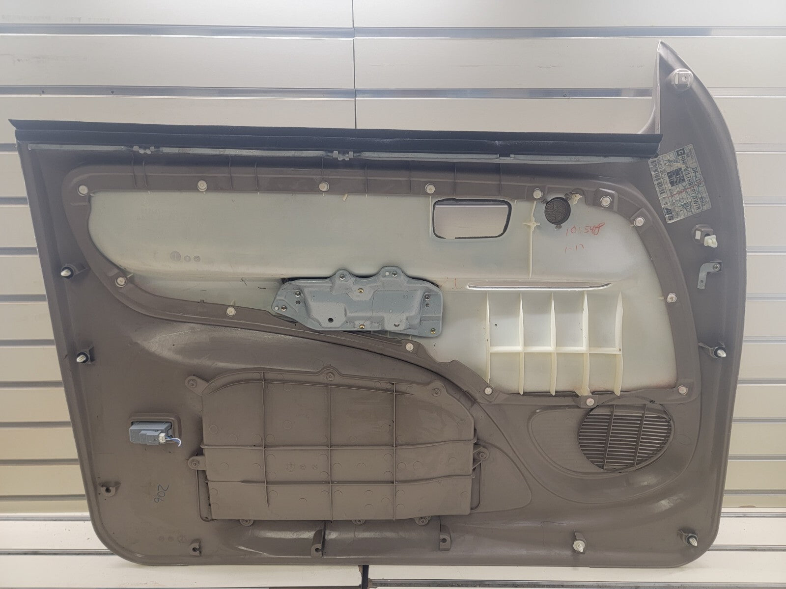 🔥2004-2006 Toyota Tundra Crew Cab Door Trim Panel front right passenger TAN D20