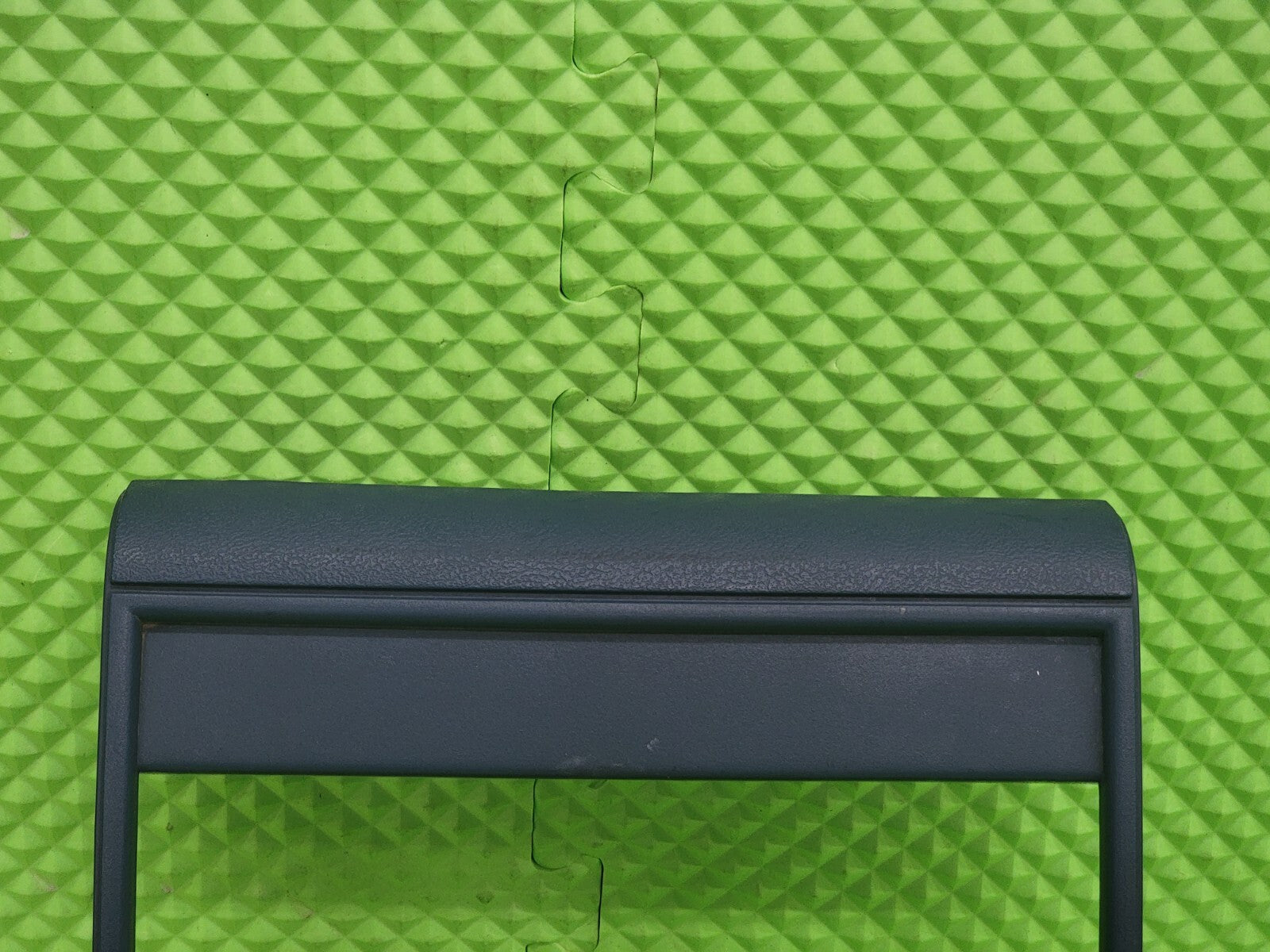 🔥88-94 Chevy GMC Suburban Silverado Tahoe Blazer Center Dash bezel Dark gray