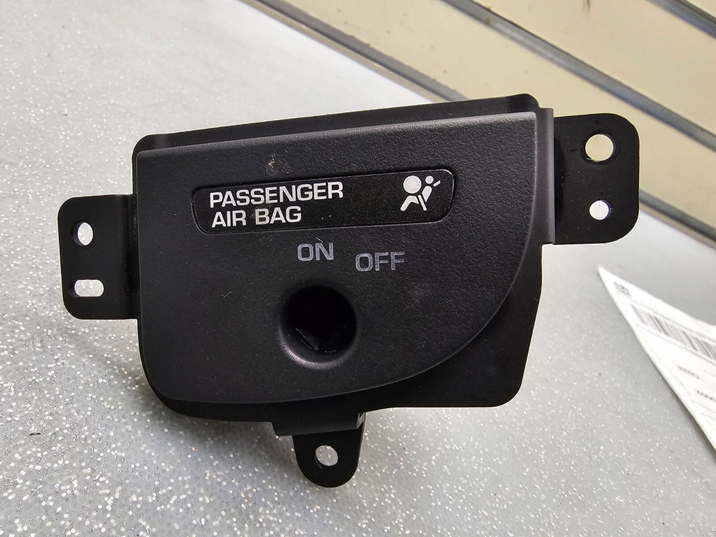 🔥02-05 DODGE RAM Dash Center Passenger ARBAG Push Button Switch Turn Signal SW8