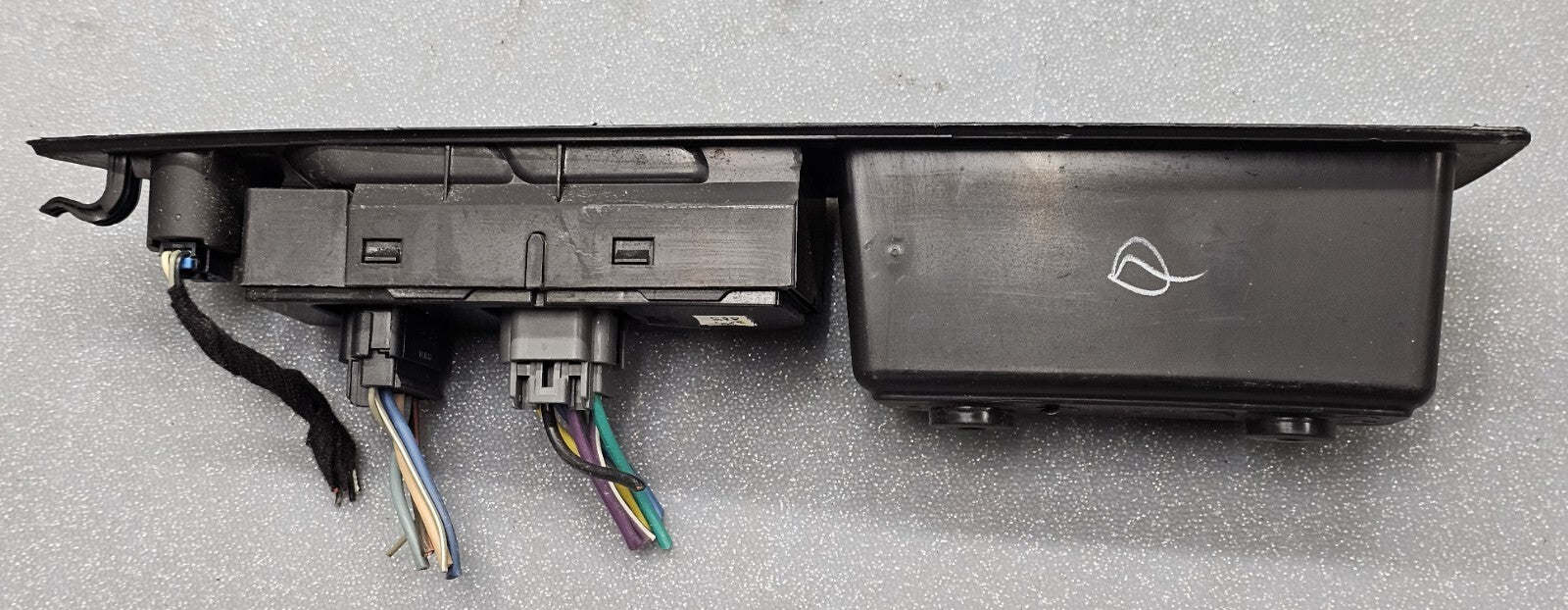 🔥07-09 Saturn Aura Left Driver Master Power Door Window Switch Assembly Black
