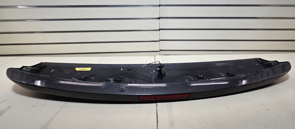 11-20 Dodge Grand Caravan Rear Upper Hatch Spoiler Wing Mount Break Light Black