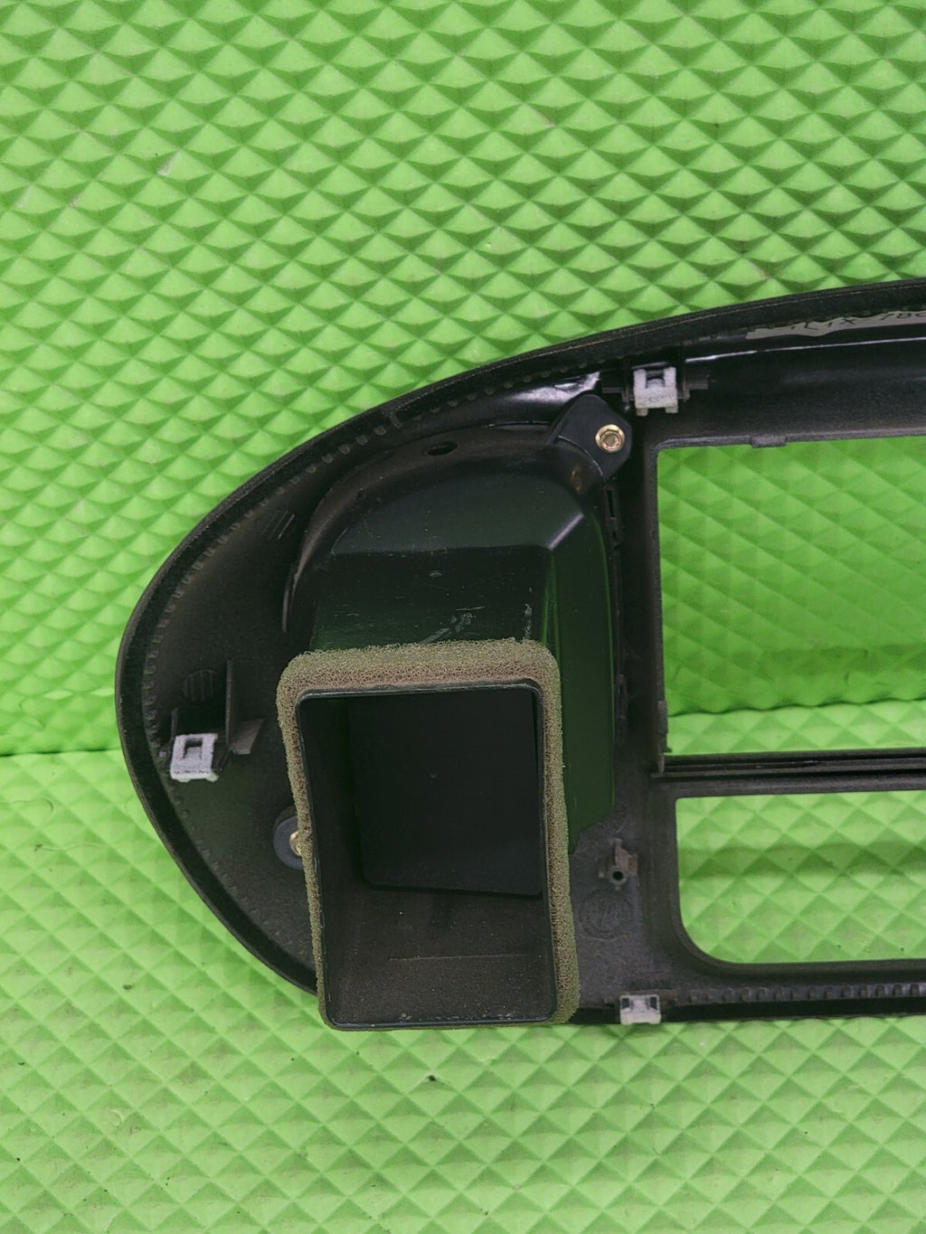 97-03 Ford F150 Center Dash Radio Climate BEZEL Panel A4WD 4H 4L Line LT Tan B1