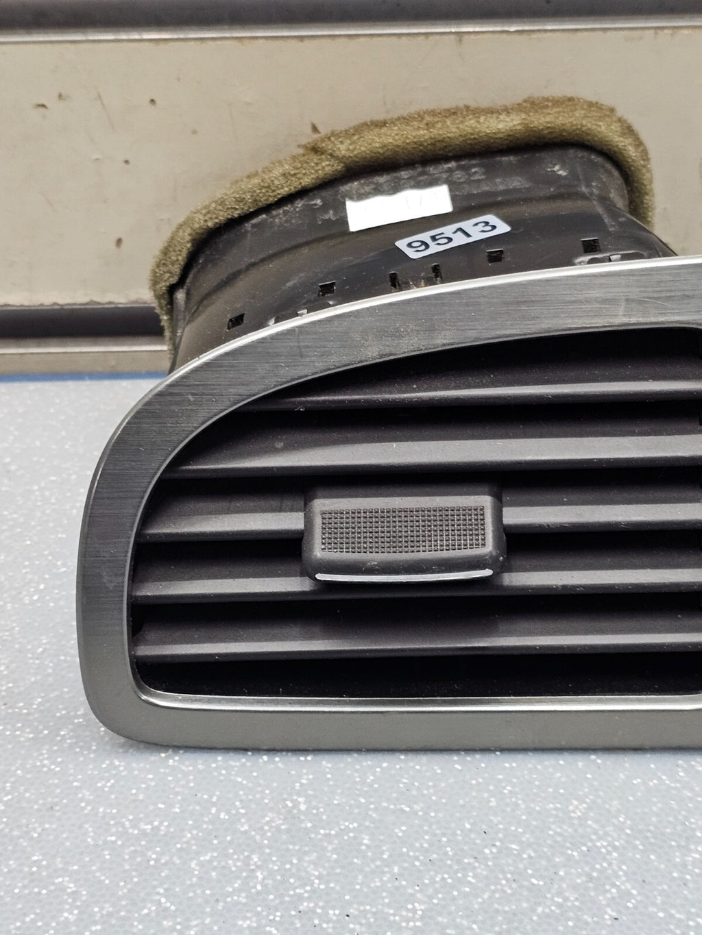 🔥07-13 Suburban YUKON Front LEFT DRIVER Dash Air Vent Heater SILVER/WOOD VT16