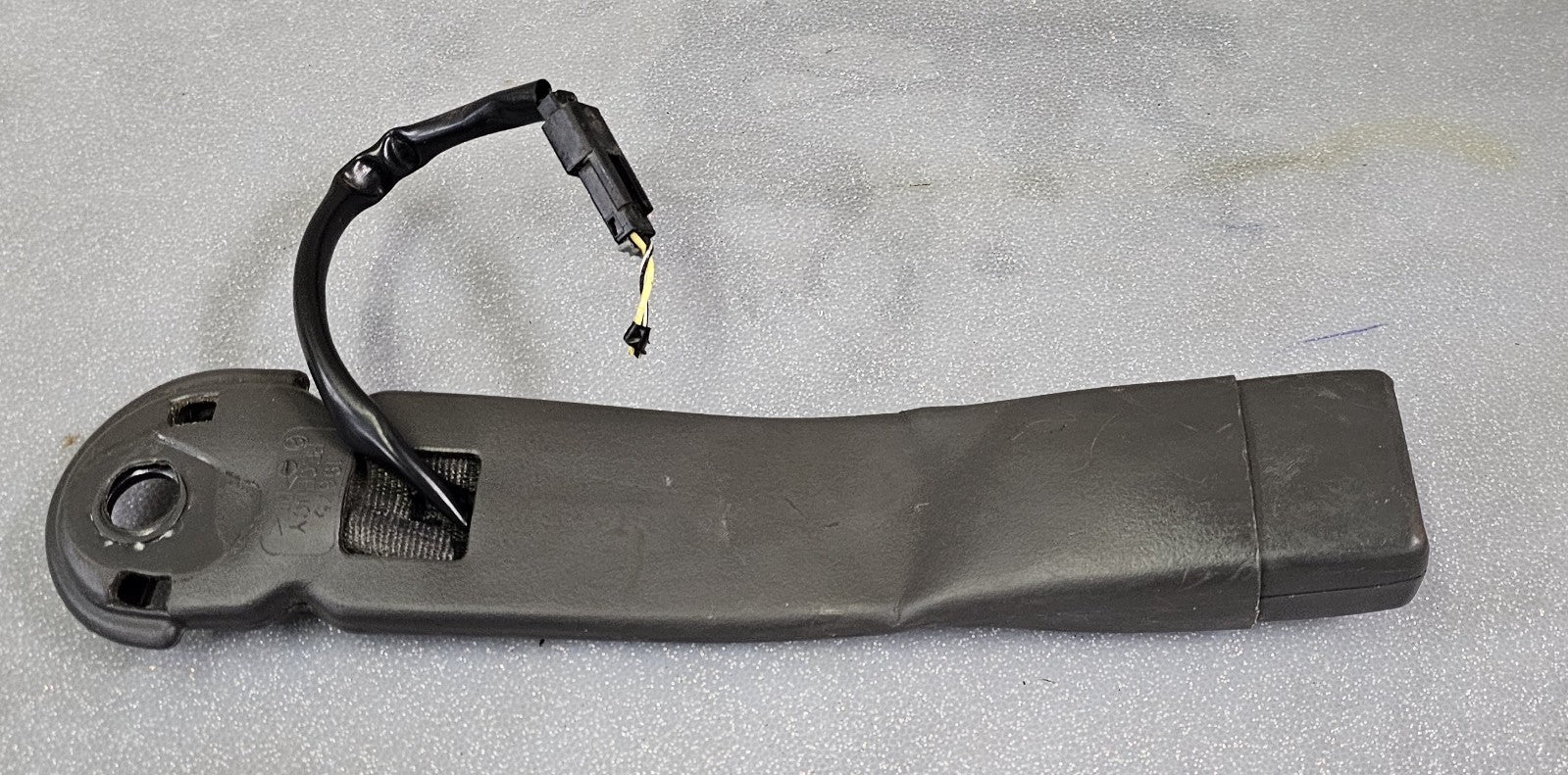 🔥03-06 Tahoe Yukon Sierra Silverado Front Seat Belt Buckle Black