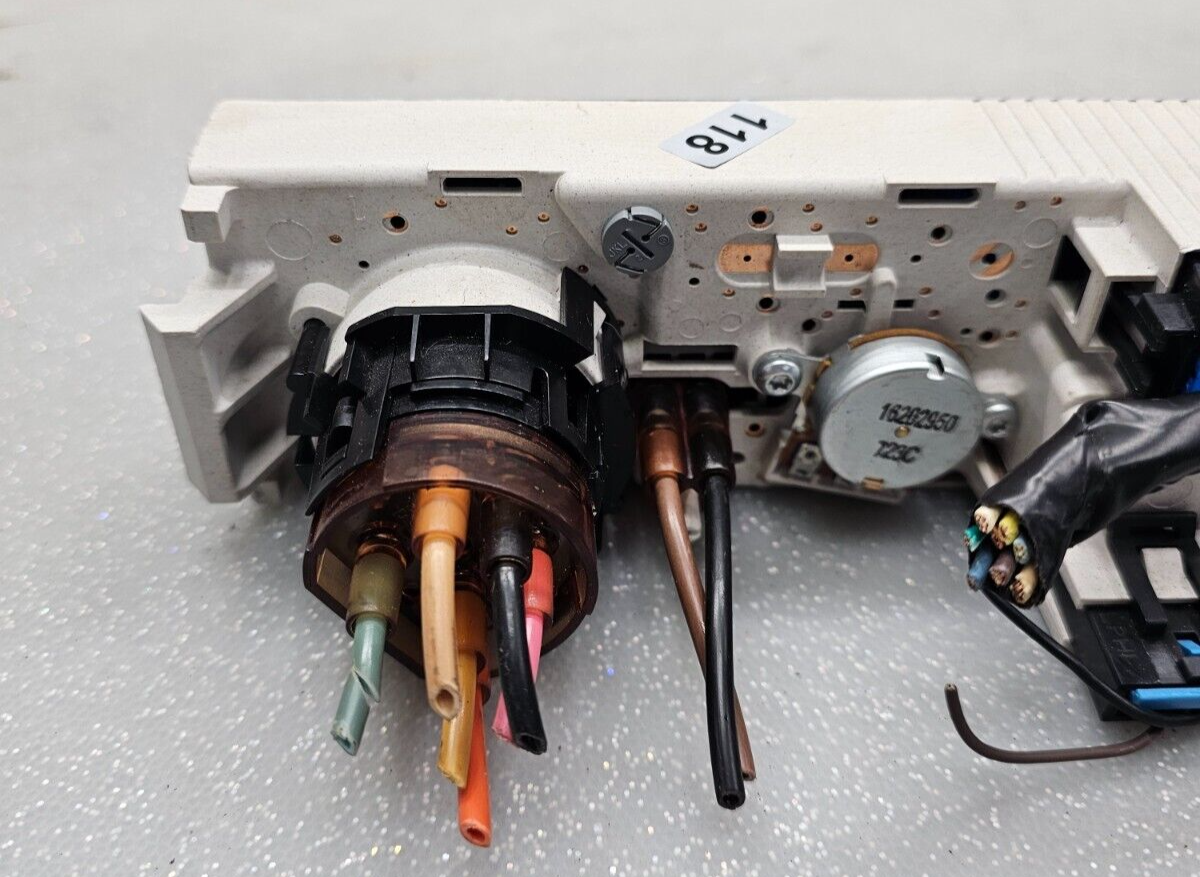 08-18 CHEVY EXPRESS GMC SAVANA CLIMETE TEMPERATURE AC HEATER CONTROL CONDITIONER