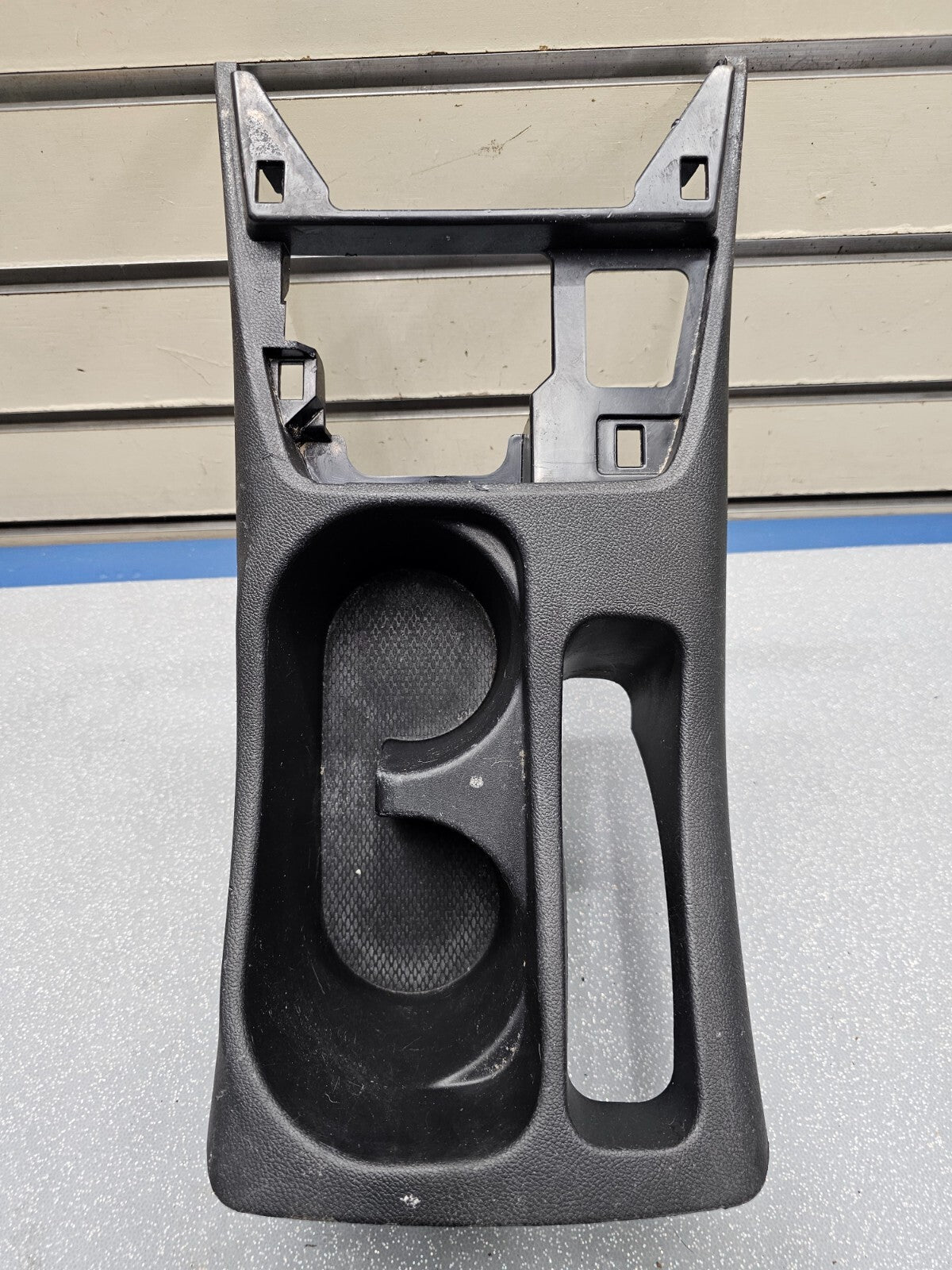 🔥13-15 MITSUBISHI ASX 3 CENTRE CONSOLE CUP DRINK HOLDER GEAR LEVER TRIM PANEL