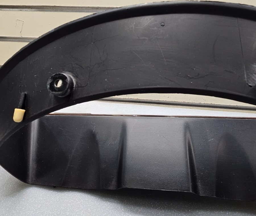 🔥05-07 Montego Five Hundred Speedometer Instrument Cluster Dash Trim Bezel Wood