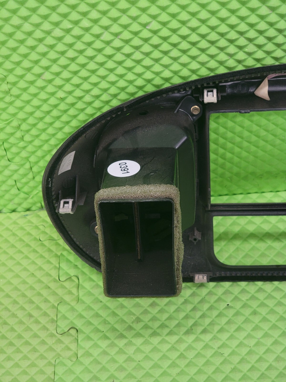 🔥97-03 Ford F150 Center Dash Radio Climate BEZEL Trim Panel Line Light Tan B1