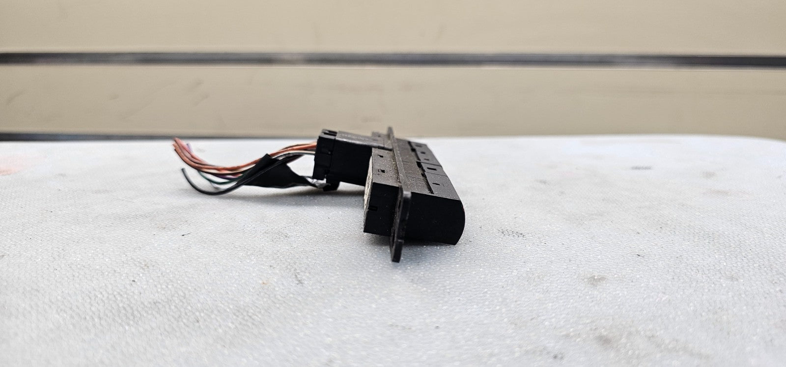 🔥09-10 Challenger Charger Hazard Light Switch ESP OFF Instrument Panel Black