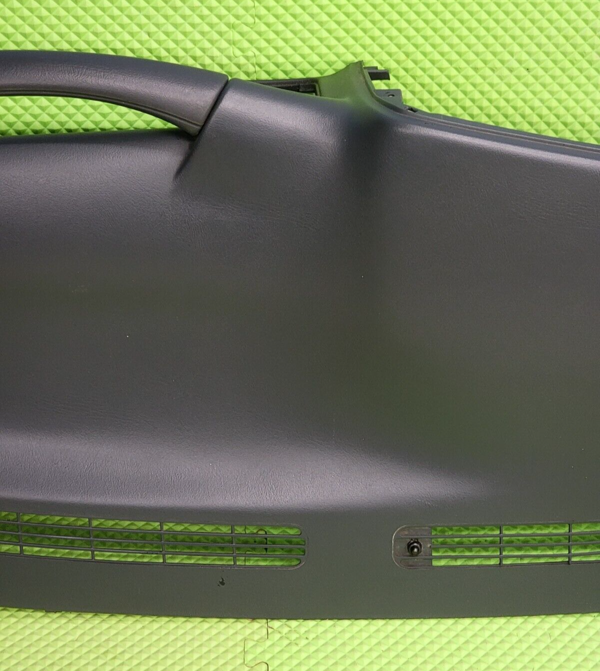 99-06 SILVERADO SIERRA TAHOE Upper Dash Cap Cover Top Pad Dashboard DK GRAY DP1