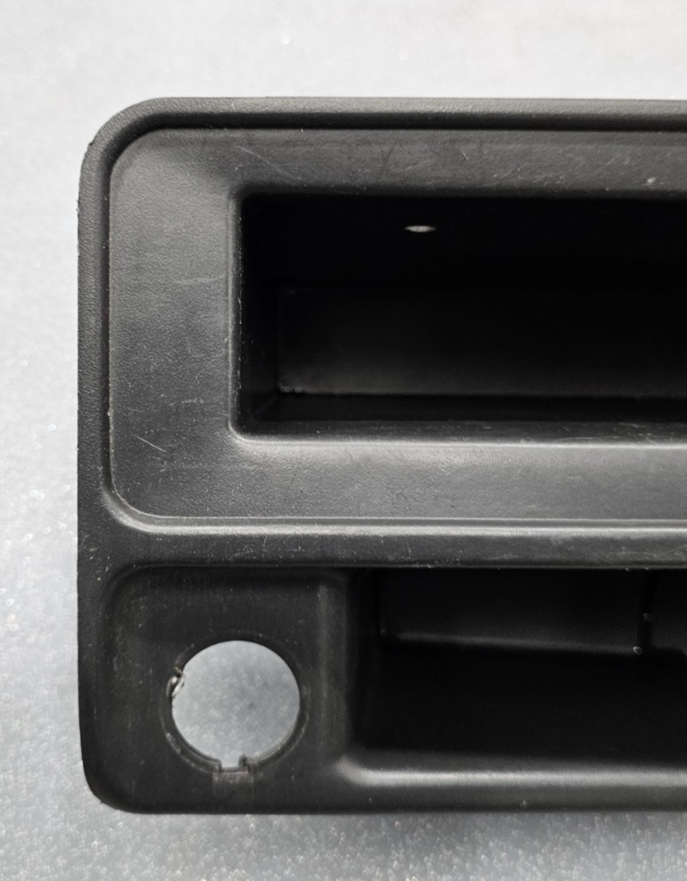 🔥03-06 SILVERADO SIERRA YUKON CENTER CONSOLE STORAGE BEZEL ASH TRAY CUBBY BLACK
