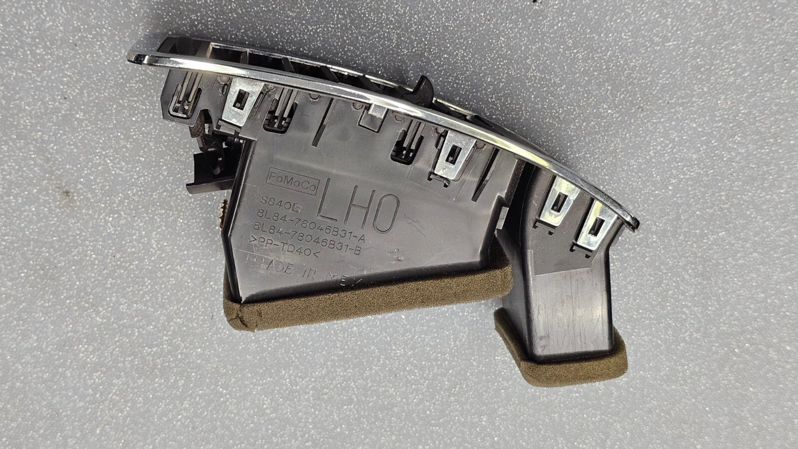 🔥 08-12 Ford Escape Dash Left Driver Air Vent Heater Conditioning Black/silver