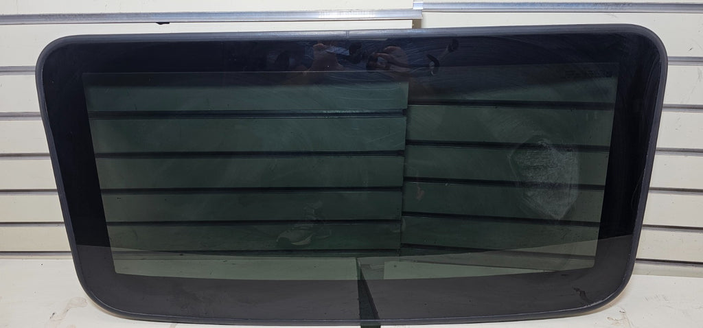 07-14 Tahoe Suburban Escalade Yukon Sun Roof Sunroof Window Glass OEM