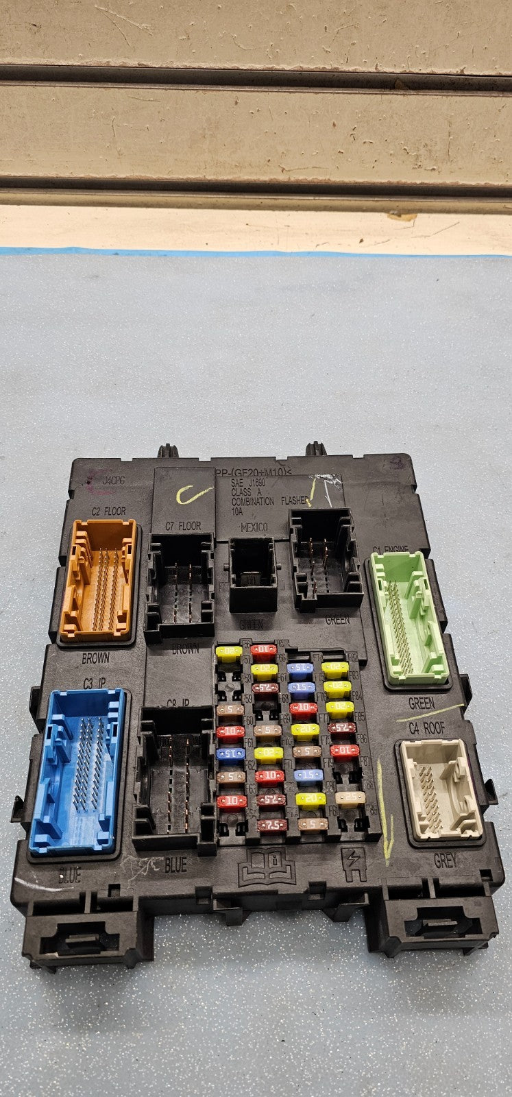 🔥2014 Ford Focus Fuse Box Body Control Module Integrated Power Junction Panel