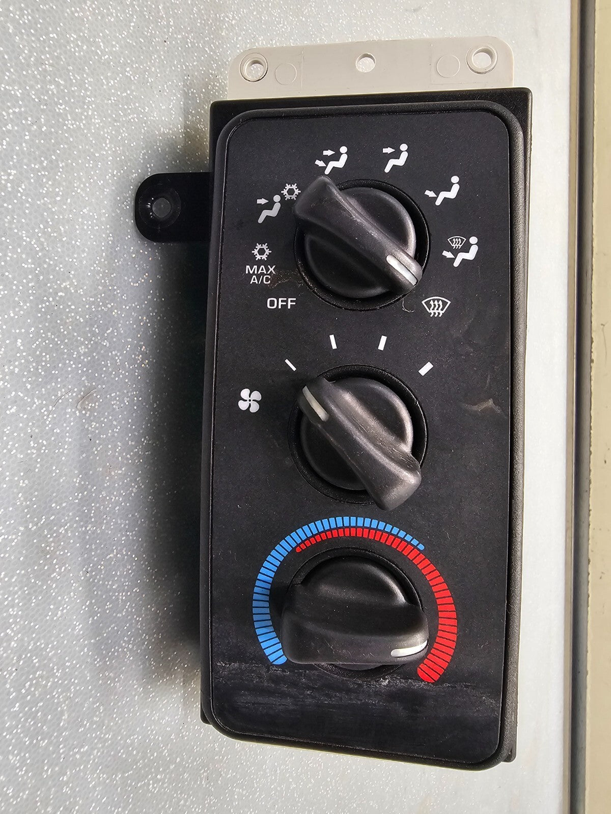 98-01 Dodge RAM Dash AC Heater CLIMATE Temperature Control Conditioner Assembly