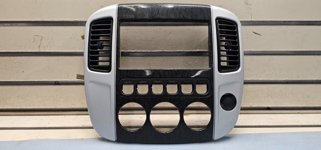 🔥2001-2007 FORD ESCAPE CENTER DASH RADIO A/C CLIMATE TRIM BEZEL SILVER/WOOD