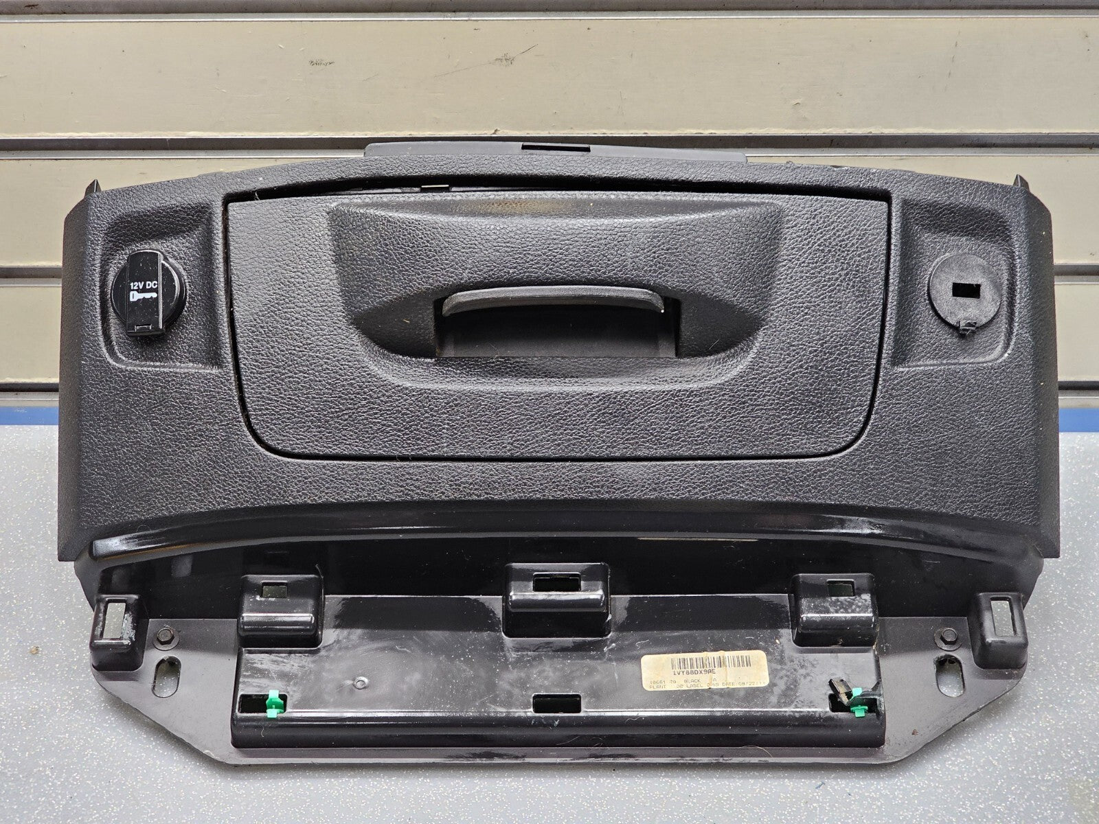🔥13-15 Dodge Ram Dash Storage Compartment Charging Port Instrument Panel Black