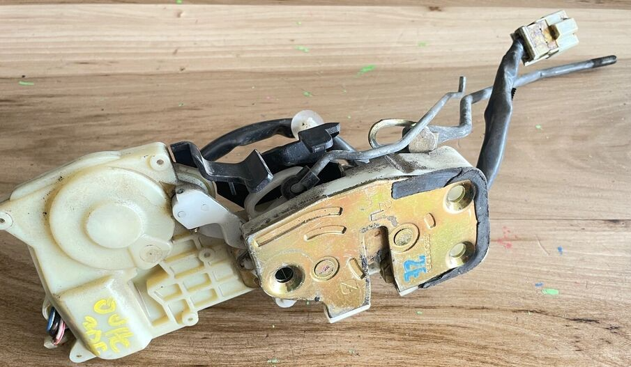 🔥1996 - 2000 HONDA CIVIC 2DR FRONT driver DOOR LOCK LATCH  OEM D4
