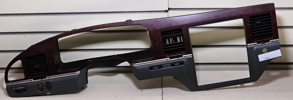 05-11 Lincoln Town Car Dash Speedometer Instrument Cluster Bezel Trim Panel Wood